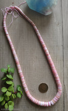 Load image into Gallery viewer, Conch Shell Bead Strand
