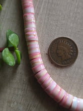 Load image into Gallery viewer, Conch Shell Bead Strand
